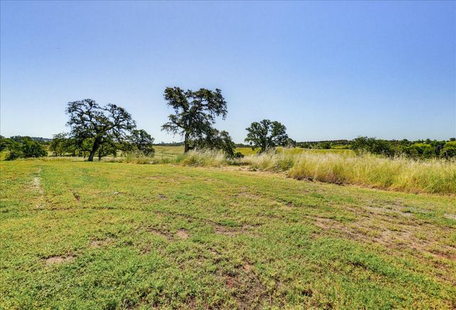 20012 White Oak Dr, Grass Valley, CA 95949
