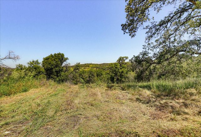 20012 White Oak Dr, Grass Valley, CA 95949