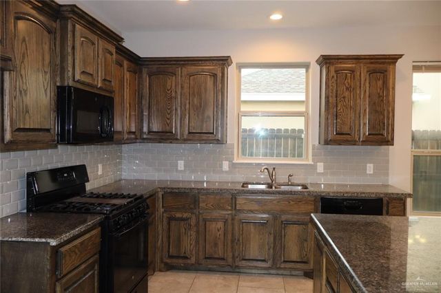 5712 River Road, Mcallen, TX 78504