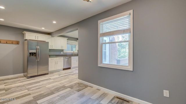 145 Haigh Road, Glenville, NY 12302