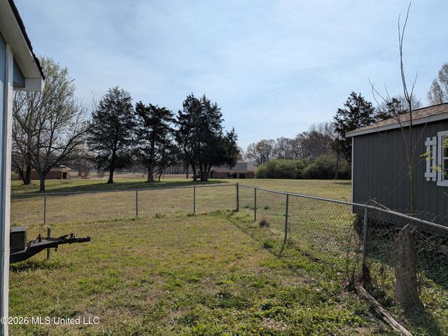 6110 Nellwood Drive, Olive Branch, MS 38654