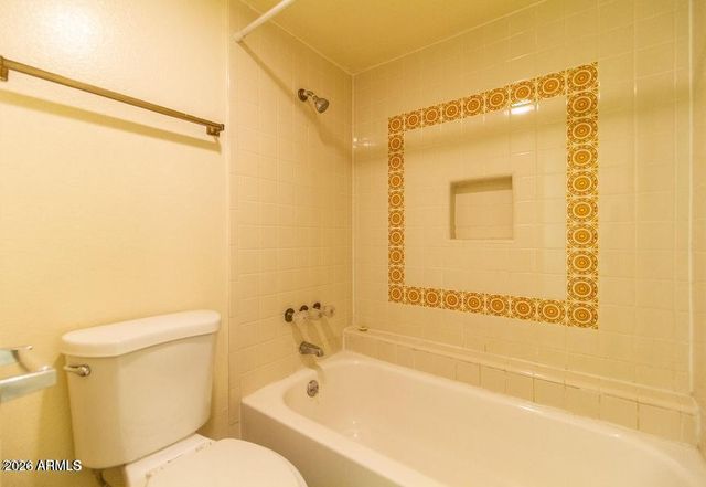 7557 N DREAMY DRAW Drive 101, Phoenix, AZ 85020