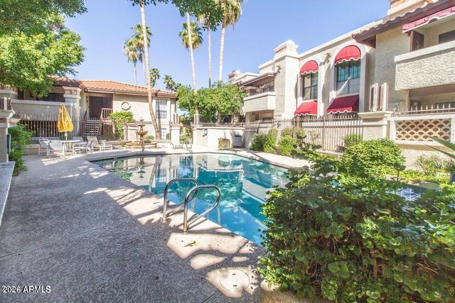 7557 N DREAMY DRAW Drive 101, Phoenix, AZ 85020