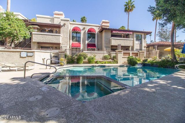 7557 N DREAMY DRAW Drive 101, Phoenix, AZ 85020