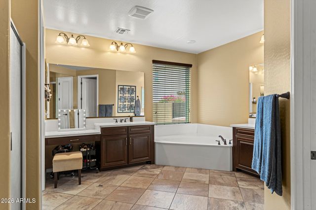 13314 W JESSE RED Drive, Peoria, AZ 85383