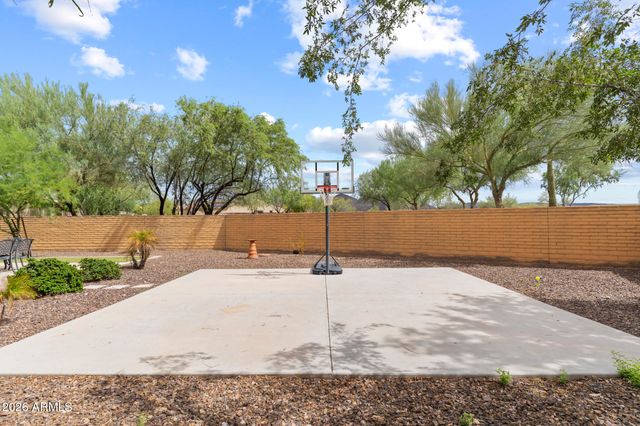 13314 W JESSE RED Drive, Peoria, AZ 85383