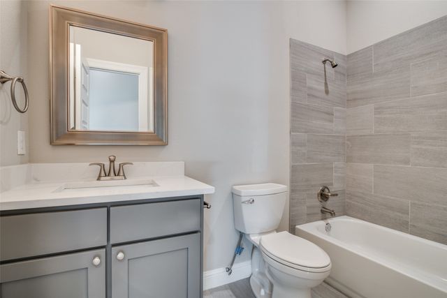 2800 Rodeo Drive, Quinlan, TX 75474
