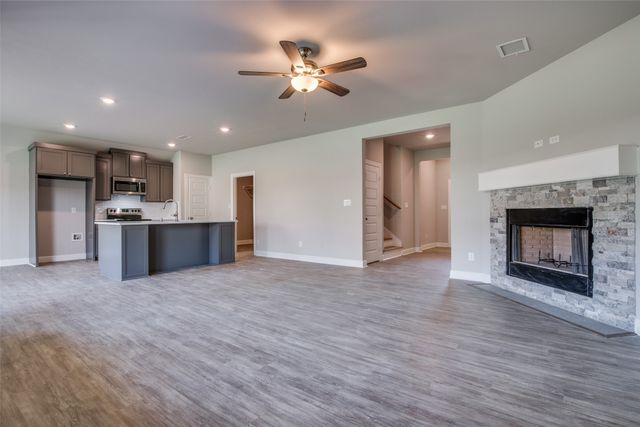 2800 Rodeo Drive, Quinlan, TX 75474
