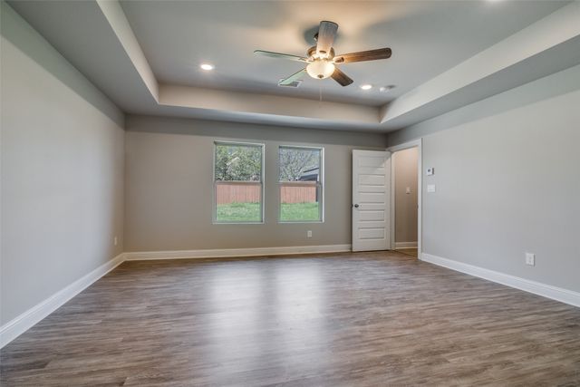 2800 Rodeo Drive, Quinlan, TX 75474