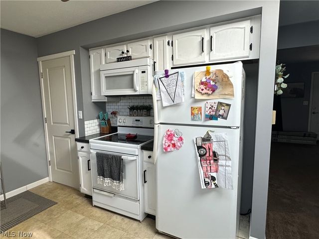 9188 S Yuma Trail, Negley, OH 44441