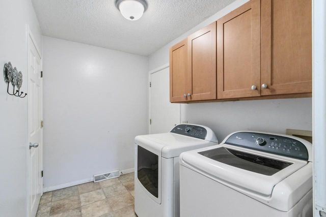 W7959 Jonathan Drive, Pardeeville, WI 53954