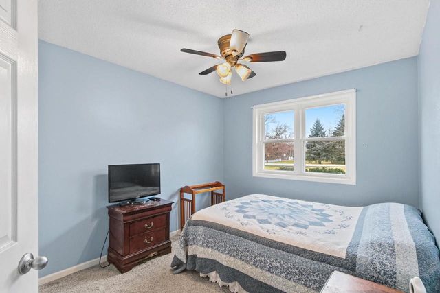 W7959 Jonathan Drive, Pardeeville, WI 53954