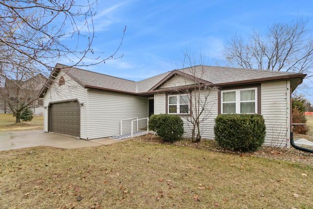 W7959 Jonathan Drive, Pardeeville, WI 53954