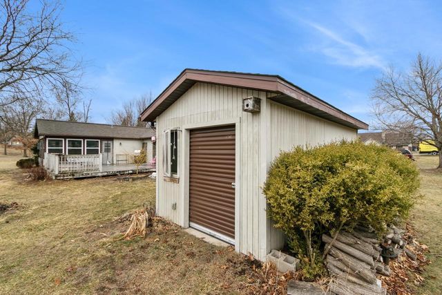 W7959 Jonathan Drive, Pardeeville, WI 53954