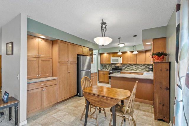 W7959 Jonathan Drive, Pardeeville, WI 53954