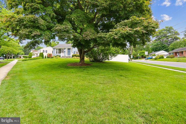 3801 DENFELD AVE, Kensington, MD 20895