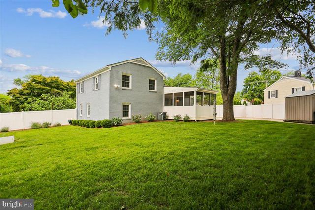 3801 DENFELD AVE, Kensington, MD 20895