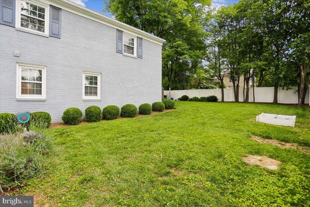 3801 DENFELD AVE, Kensington, MD 20895