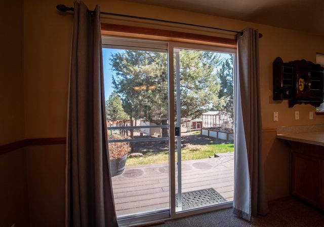 60965 Ward Road, Bend, OR 97702