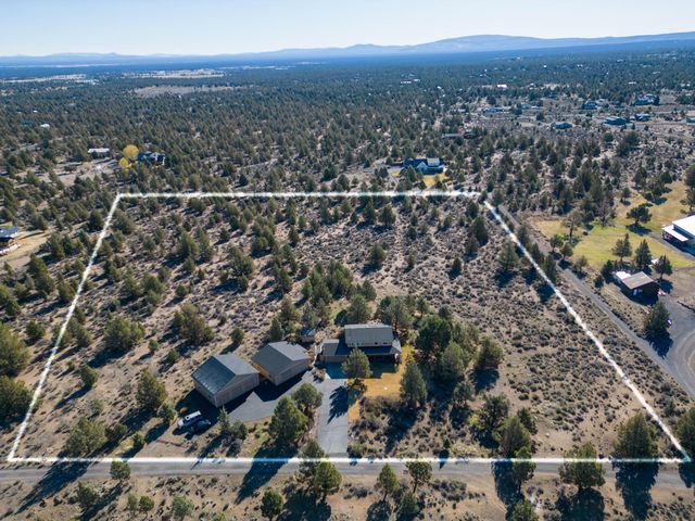 60965 Ward Road, Bend, OR 97702