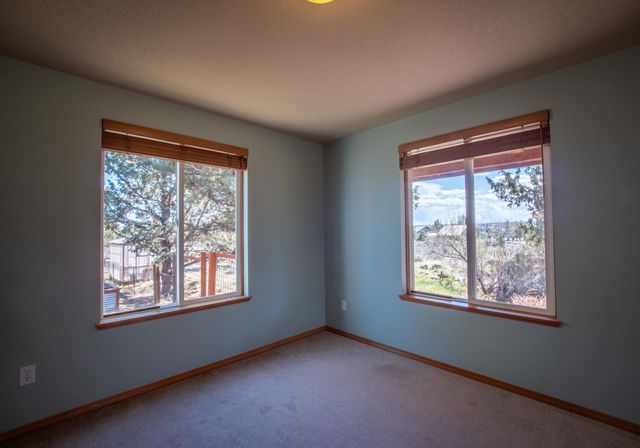 60965 Ward Road, Bend, OR 97702