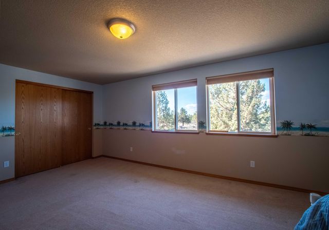60965 Ward Road, Bend, OR 97702