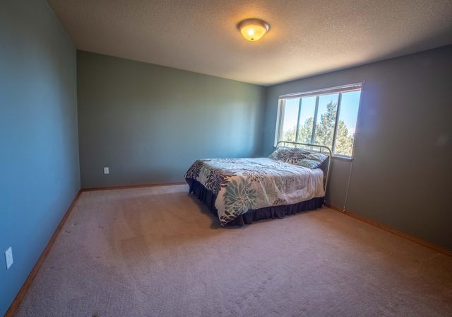 60965 Ward Road, Bend, OR 97702