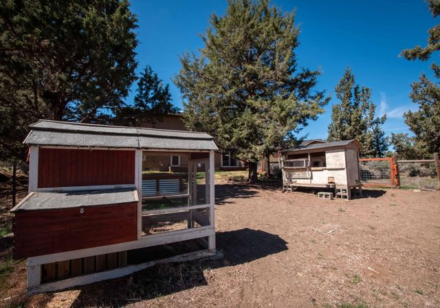 60965 Ward Road, Bend, OR 97702
