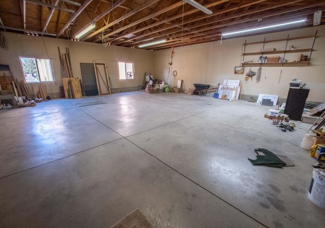 60965 Ward Road, Bend, OR 97702