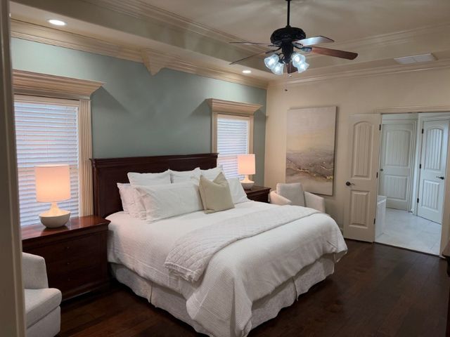 5702 S 47th Street, Rogers, AR 72758