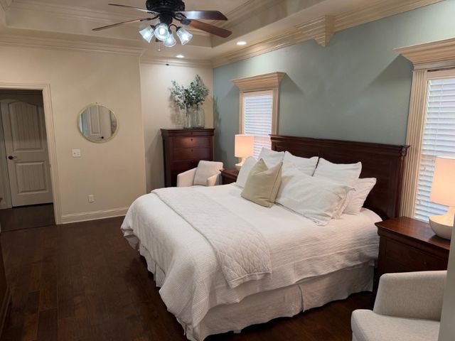 5702 S 47th Street, Rogers, AR 72758