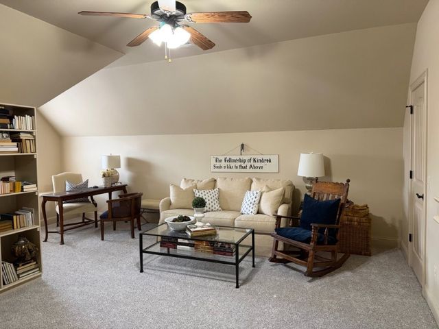 5702 S 47th Street, Rogers, AR 72758