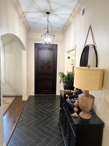 5702 S 47th Street, Rogers, AR 72758