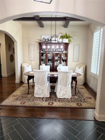 5702 S 47th Street, Rogers, AR 72758