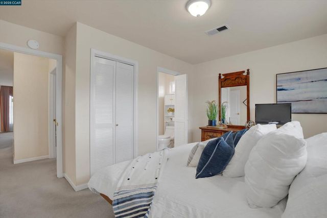 234 Yosemite Dr, Pittsburg, CA 94565