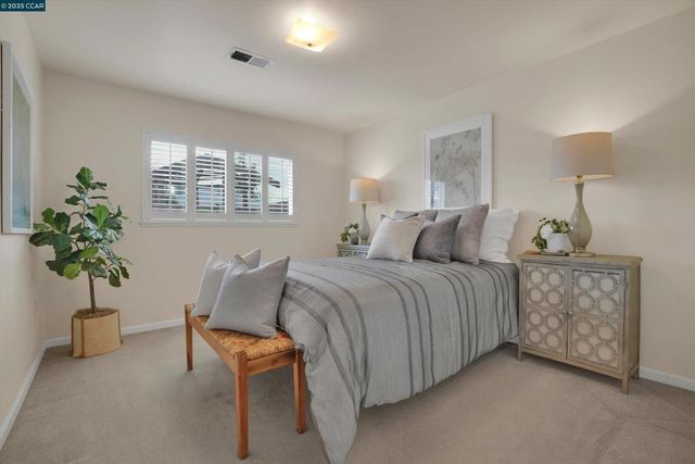 234 Yosemite Dr, Pittsburg, CA 94565