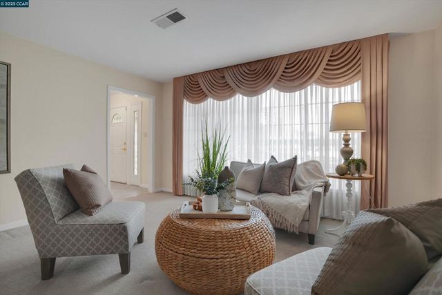 234 Yosemite Dr, Pittsburg, CA 94565