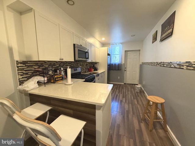 653 N 37TH ST, Philadelphia, PA 19104