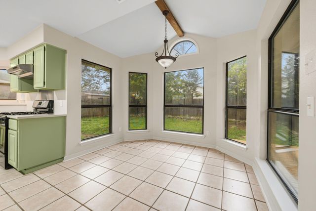 8712 Coastal DR, Austin, TX 78749