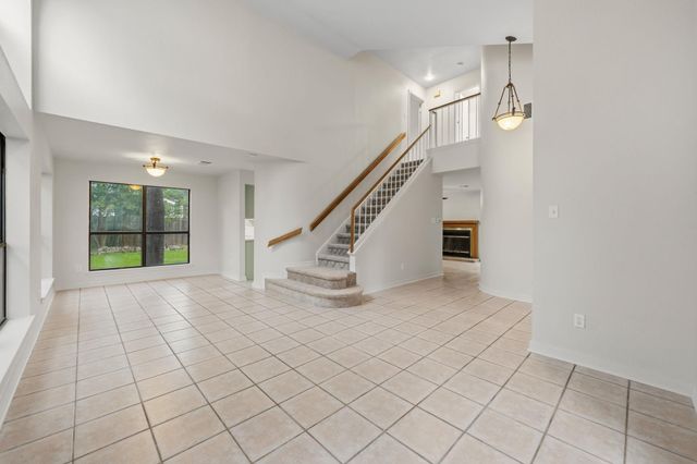8712 Coastal DR, Austin, TX 78749