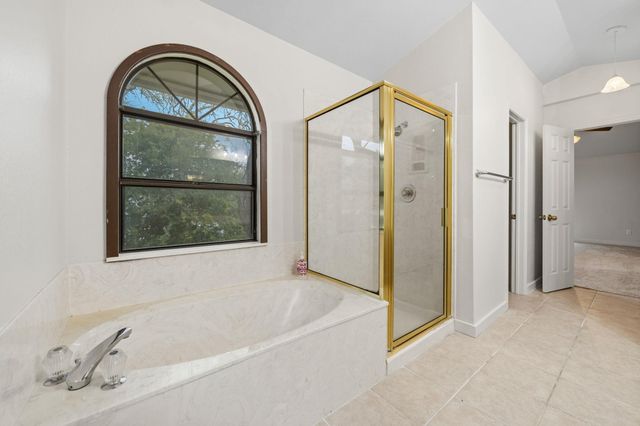 8712 Coastal DR, Austin, TX 78749