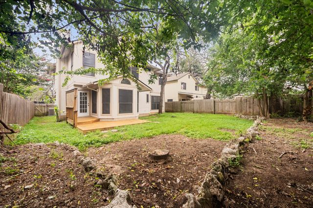 8712 Coastal DR, Austin, TX 78749