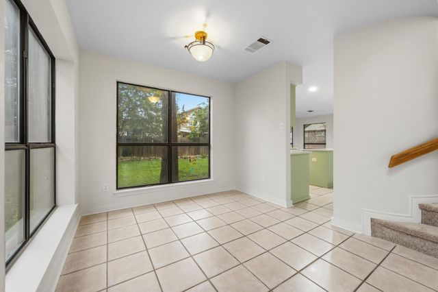 8712 Coastal DR, Austin, TX 78749