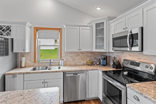E8080 E Lake Virginia Road, Reedsburg, WI 53959