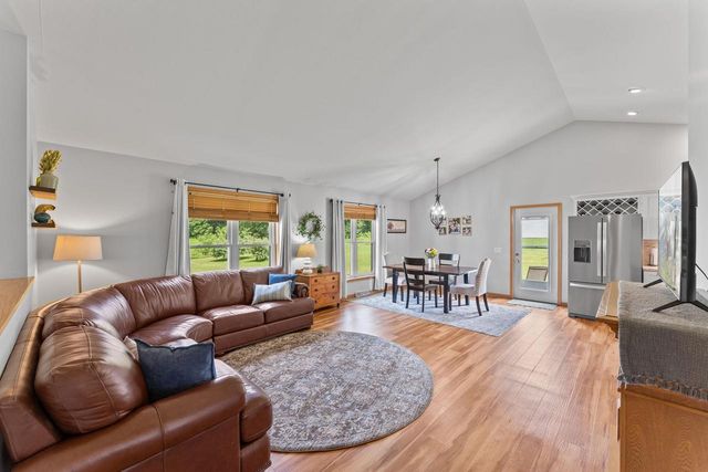 E8080 E Lake Virginia Road, Reedsburg, WI 53959
