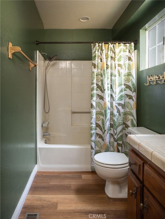 Image 7 of property listing at 32807 Deer Lick Drive, Running Springs, CA 92382