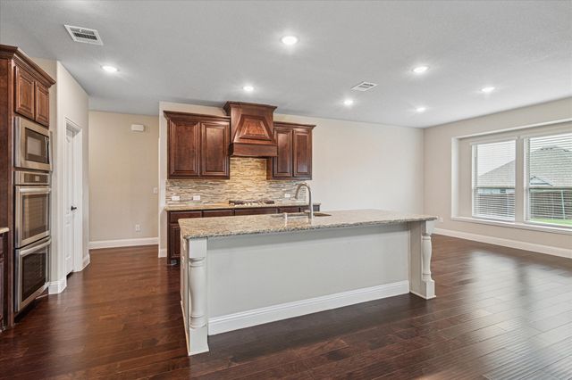 1702 Veneto Drive, Mclendon Chisholm, TX 75032