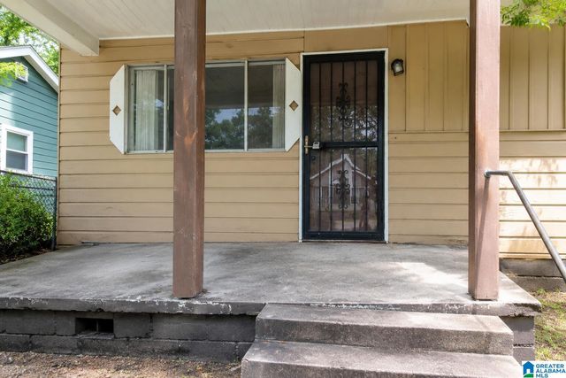 2425 LAWN AVENUE SW, Birmingham, AL 35211