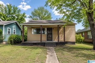 2425 LAWN AVENUE SW, Birmingham, AL 35211
