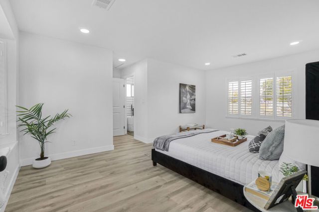 11703 Atkinson Avenue, Hawthorne, CA 90250